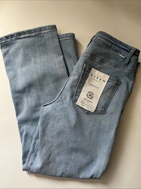 High Rise Light Wash Straight Leg Risen Jeans